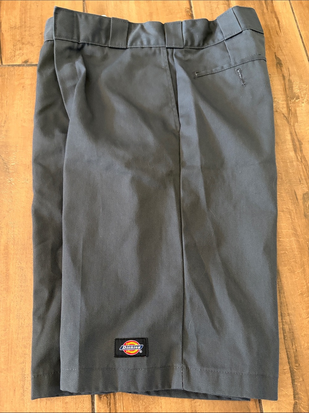 Dickies Charcoal Work Shorts with Logo Patch. Like new never worn. Men’s 32.